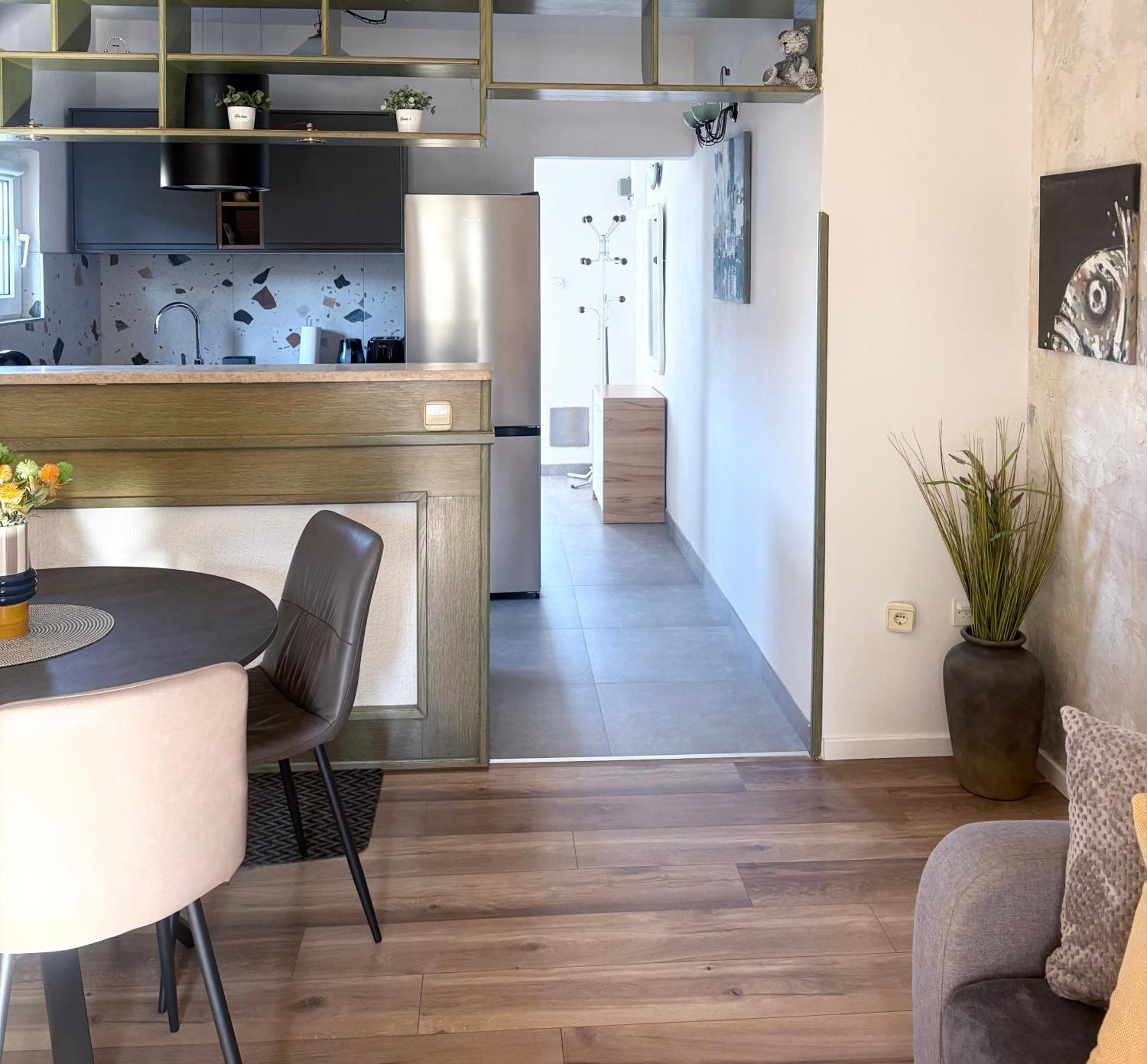 פורץ Apartment Klesinger מראה חיצוני תמונה